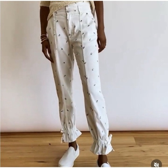 Something Navy Sylvia Floral Embroidered Ankle Tie Jean Jogger Cottagecore‎ Sz 2 - Picture 1 of 6